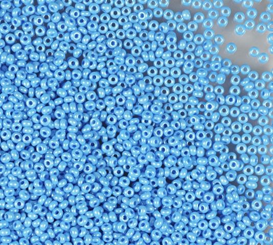 50 gr *Preciosa 10/0 19001/16365 Blue Dyed Chalkwhite — Imaginea 1